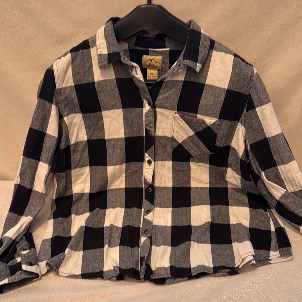 Plaid Black and White Women's flannel shirt